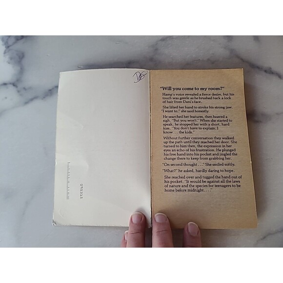 Foxy Lady By Marion Smith Collins Paperback - Picture 2 of 10